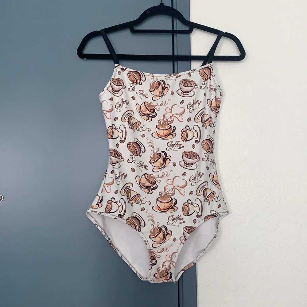 Chameleon Activewear “Lauren’s Cozy Coffee” L